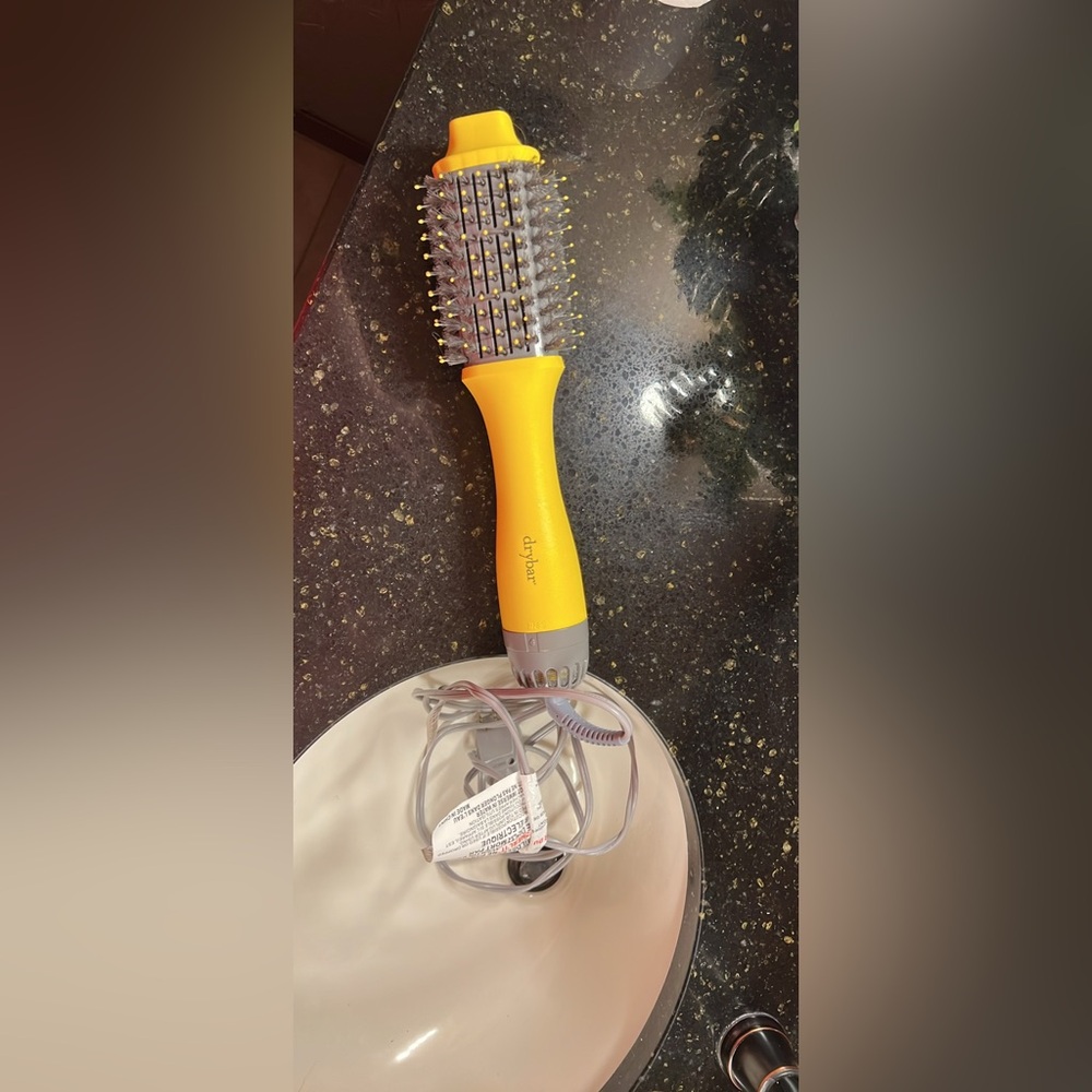 Dry bar blow dryer brush